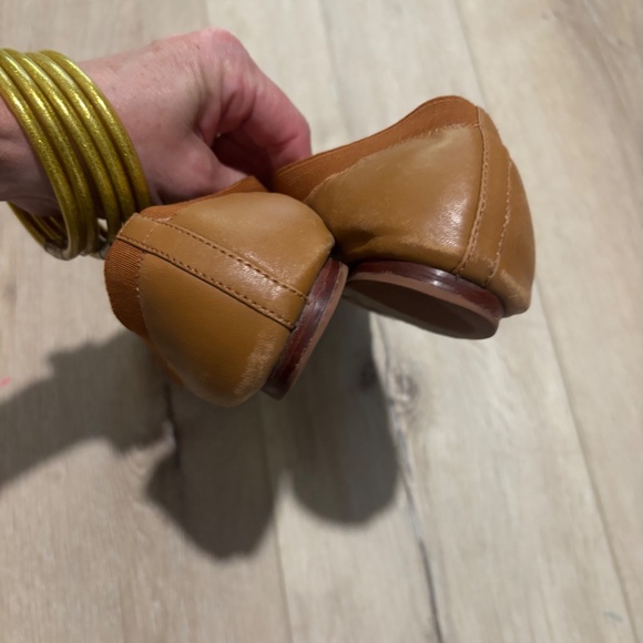 Tory Burch tan 7.5 flats - Picture 4 of 6